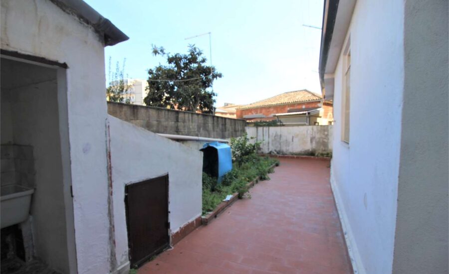 Via Vezzosi bilocale con terrazzo e giardinetto