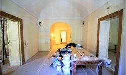 Via Etnea prestigioso 5 vani con cucina