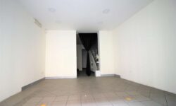 Via Giuffrida bottega 43 mq. con soppalco mq. 30