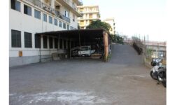 Deposito mq. 1100 con piazzale e uffici