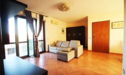 Aci Trezza 3 vani arredato con garage