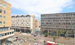 Pressi C.so Sicilia appartamento uso ufficio 180mq