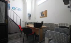 Via Verona Bottega mq. 50,  3 vetrine