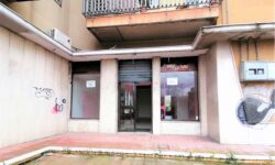 Mascalucia C.so San Vito bottega 50 mq.