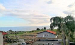 Collina AciCastello 5 vani arredato e accessoriato