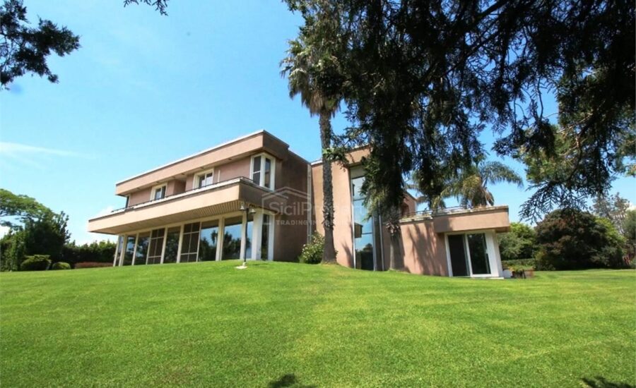 Capomulini Esclusivissima e Pregiatissima Villa