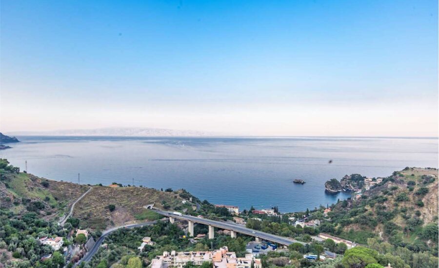 TAORMINA PANORAMICISSIMO APT 90MQ POSTI AUTO