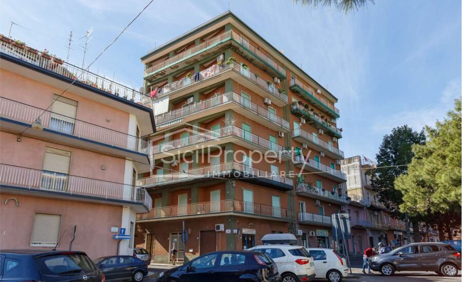 Aci Catena 4vani con terrazzo prezzo affare