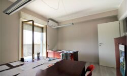 Gravina Di Catania ufficio 2 vani e mezzo