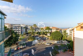 VIA NUOVALUCE APT 150MQ CON TERRAZZO E GARAGE