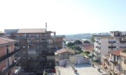 Via Negrelli Attico 100 mq. con box auto