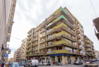 Catania Via Passo Gravina  apt 160mq