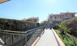 Eremo S. Anna villa a schiera 200 mq.