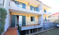 Eremo S. Anna villa a schiera 200 mq.