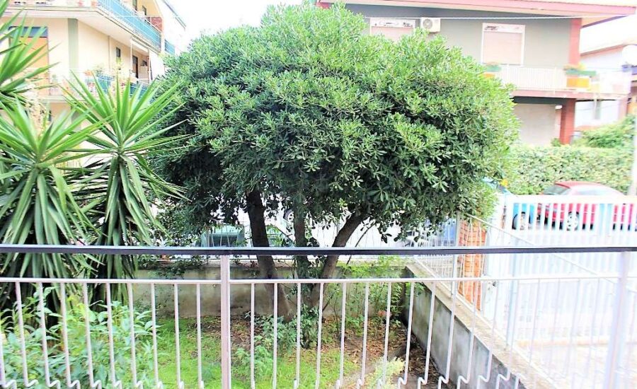 Sant’Agata Li Battiati 5 Vani con Box auto