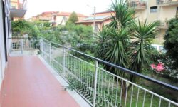 Sant’Agata Li Battiati 5 Vani con Box auto