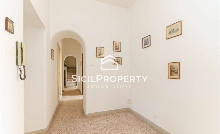 Appartamento piano 2 Via Gallo 25 Catania