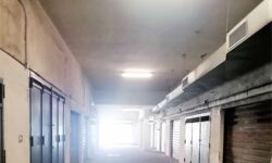 Via Fiume/De Caro box auto mq. 21