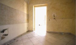 Cibali Via San Paolo 3 vani uso ufficio
