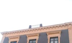Via Plebiscito 6 vani arredato palazzo storico