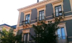 Via Plebiscito 6 vani arredato palazzo storico