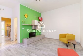 VIA GIUFFRIDA PROVINCE ARREDATO APT 65MQ RISTRUTT