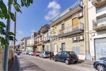 Cannizzaro Via Firenze 3 vani mq. 90