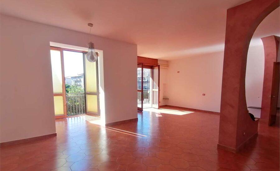 Pressi Cittadella 5V con cucina e posto auto