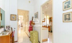 VIA O. SCAMMACCA APT 90MQ CON TERRAZZO DI 150MQ