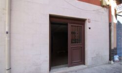 Via Napoli 65 mq. 2 vani piano terra