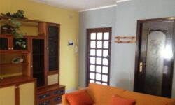 Vampolieri bilocale 60 mq. arredato con posto auto