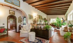 San Giovanni La Punta Splendida Villa con Piscina