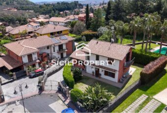 TRECASTAGNI VILLA SINGOLA IN OTTIME CONDIZIONI