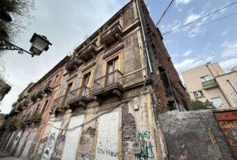 CATANIA PALAZZO D’EPOCA CENTRO STORICO SAN BERILLO