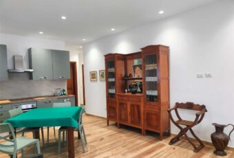 Catania, Via Messina, Arredato, 65 mq
