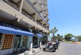 Piazza Europa 125mq con garage semi arredato