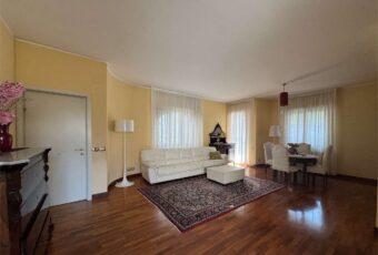 Aci Castello apt 150mq arredato discesa a mare privata