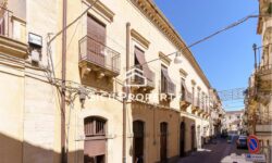 Militello Val di Catania Appartamenti Palazzo Liggieri