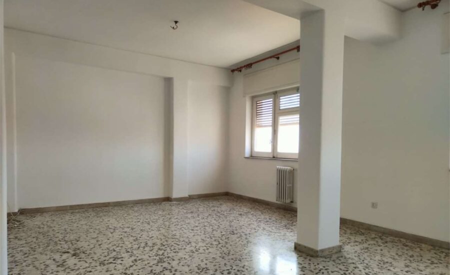 Catania, Largo Carmelo Mendola, Non arredato, 150 mq