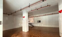 Catania Bottega 3 Luci 125 mq