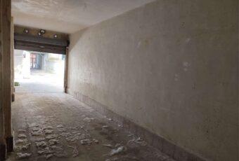 Catania Orto botanico,BoxAuto doppio 21mq via Ibla