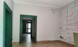 Nicolosi Via Garibaldi Bottega 130 mq piano terra