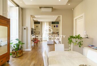 ESCLUSIVO APPARTAMENTO 300MQ CON TERRAZZO VIA UMBERTO