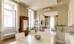 ESCLUSIVO APPARTAMENTO 300MQ CON TERRAZZO VIA UMBERTO