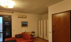 Aci Trezza 3 vani arredato con garage