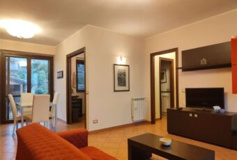 Aci Trezza 3 vani arredato con garage