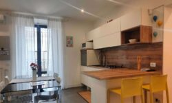 Catania centro, via Vittorio Emanuele, 120 mq, arredato